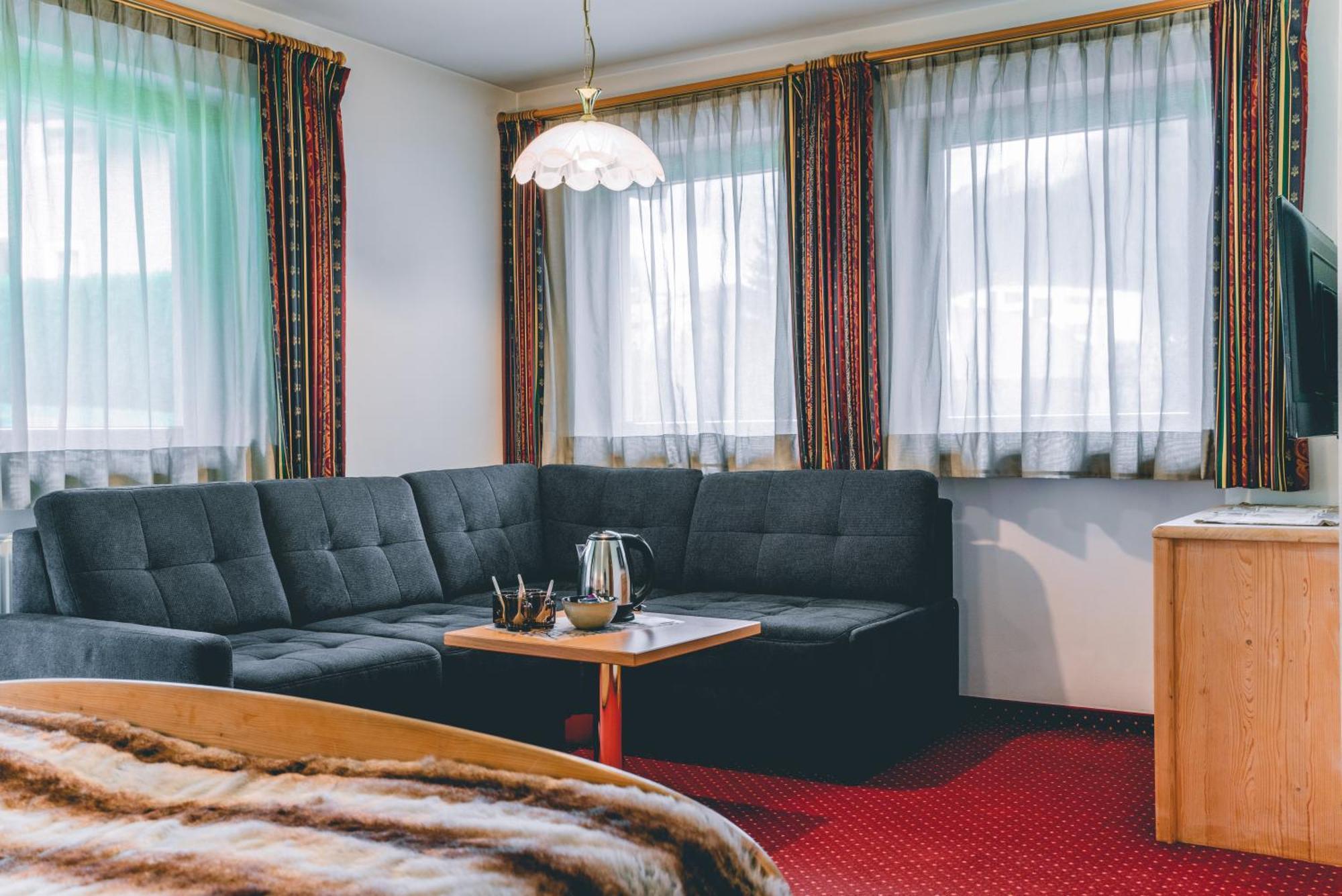 Garni Hotel Belalp Santa Cristina Val Gardena Ngoại thất bức ảnh