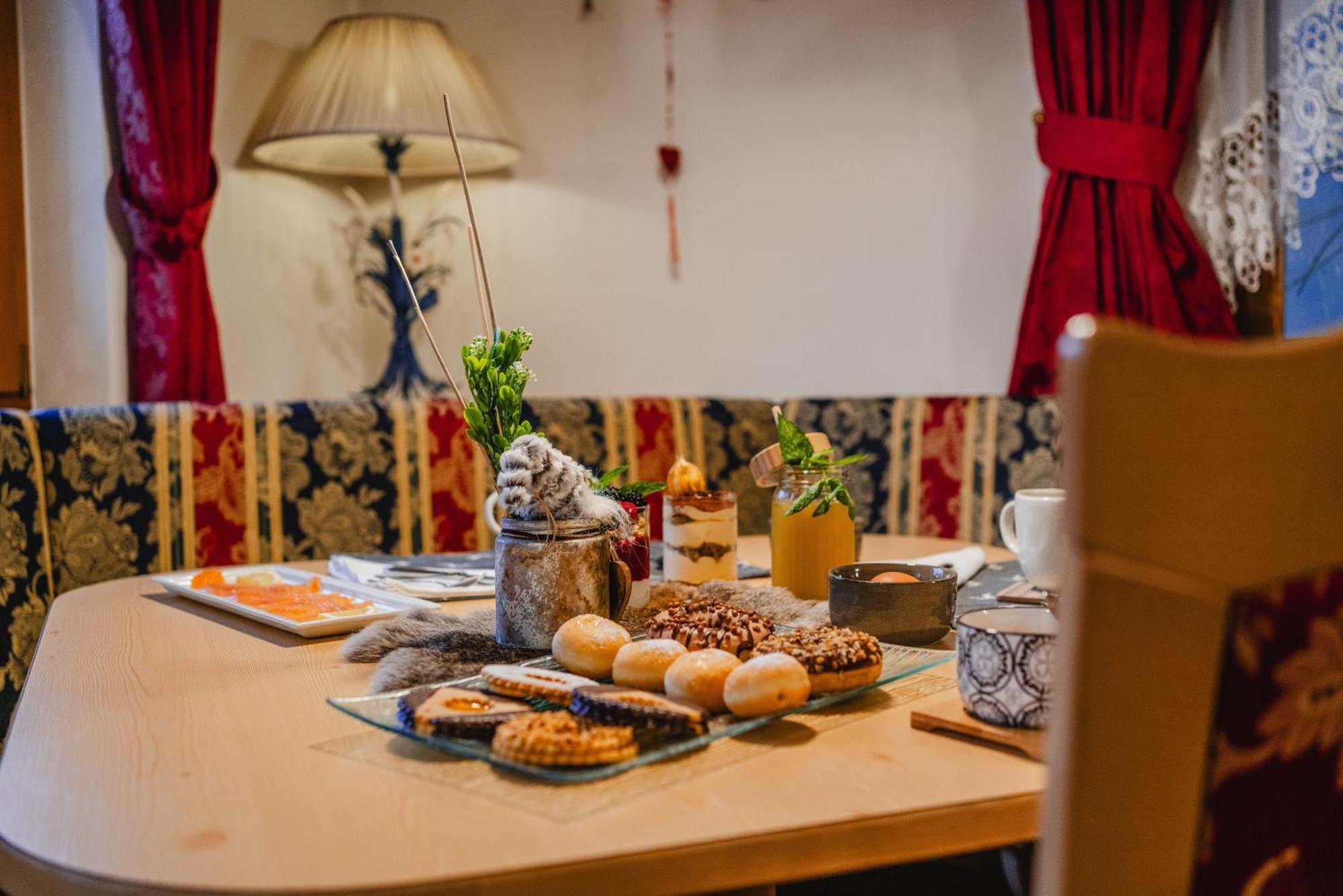 Garni Hotel Belalp Santa Cristina Val Gardena Ngoại thất bức ảnh