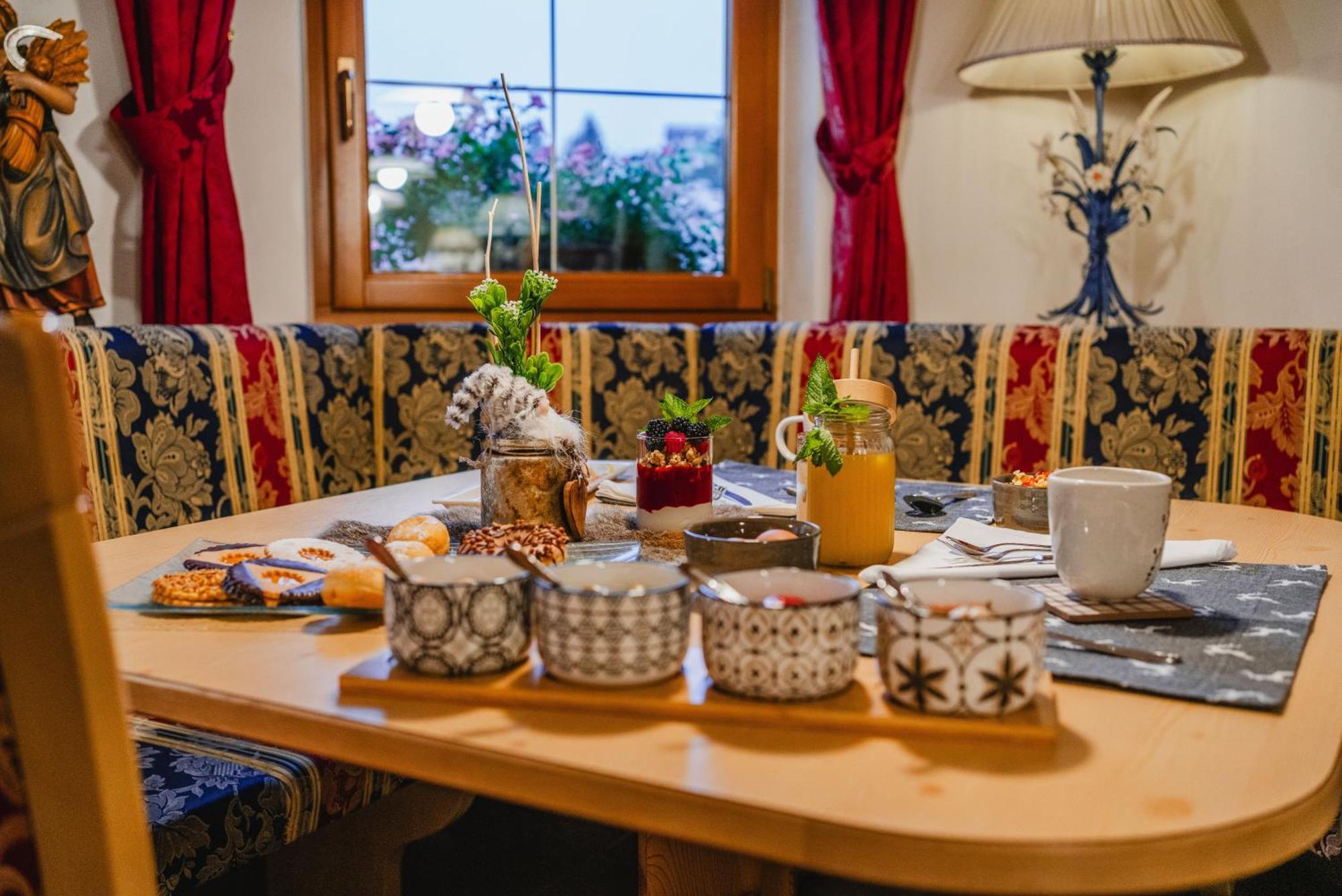 Garni Hotel Belalp Santa Cristina Val Gardena Ngoại thất bức ảnh